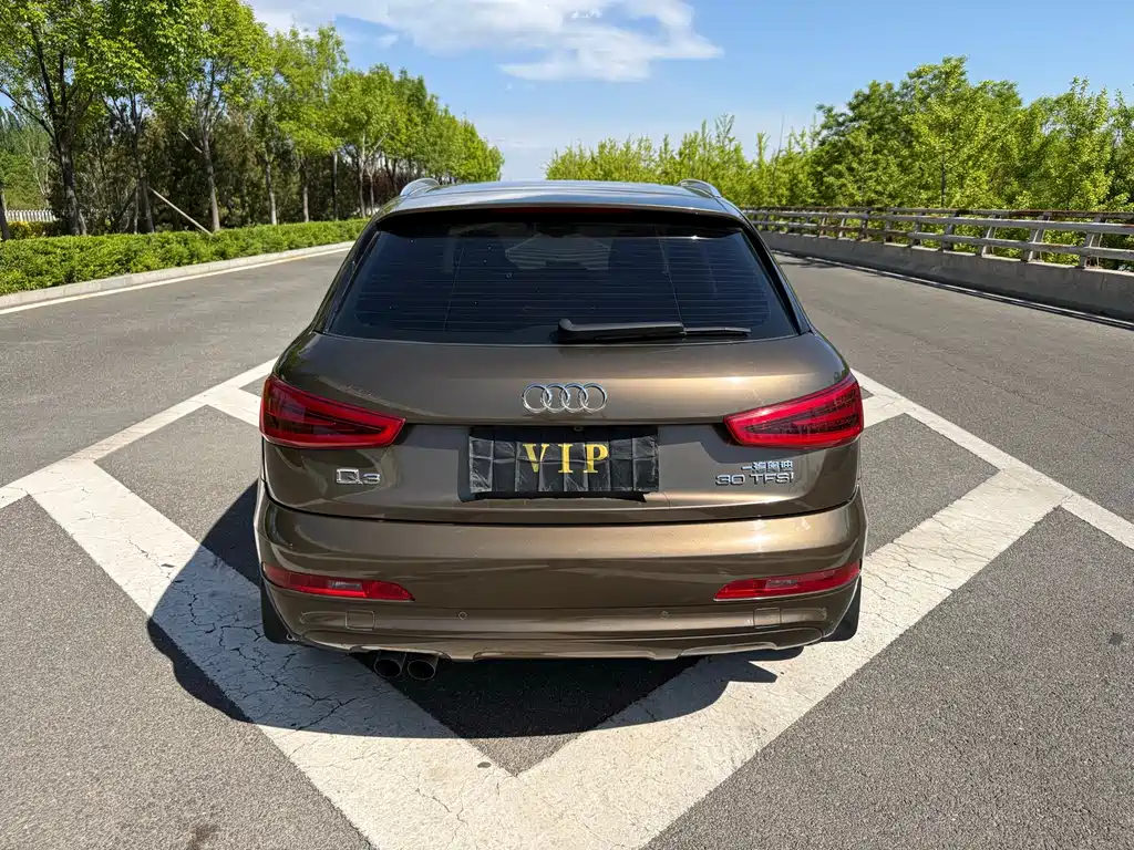 Audi Q3 2015 30 TFSI Comfort