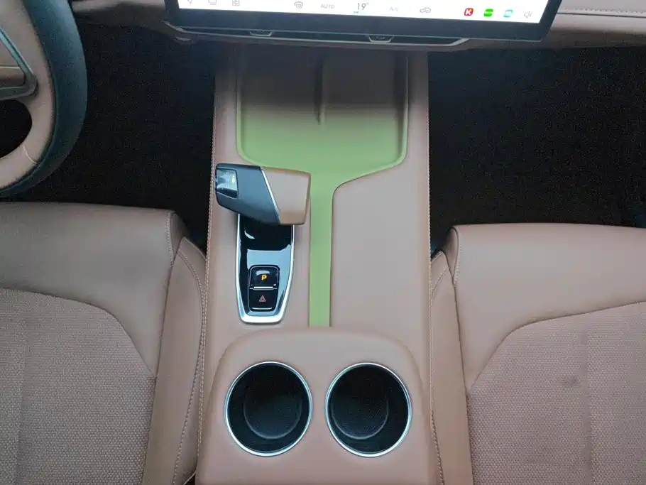 Changan UNI-Z — миниатюра 16