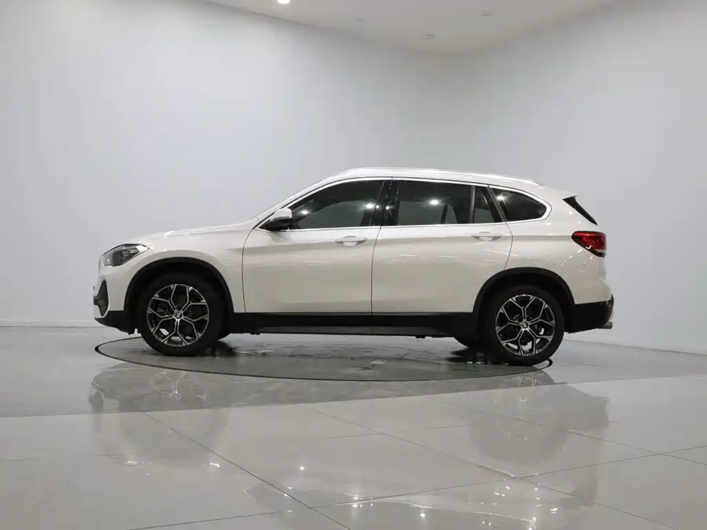 BMW X1 — миниатюра 7