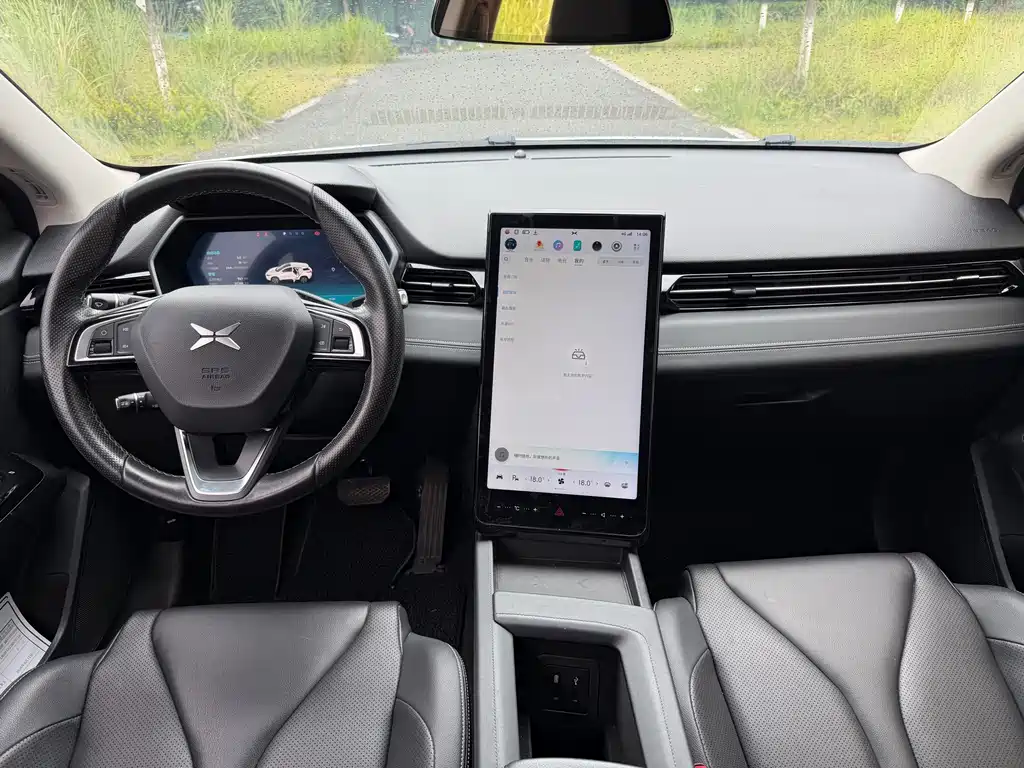 XPeng G3 — миниатюра 10