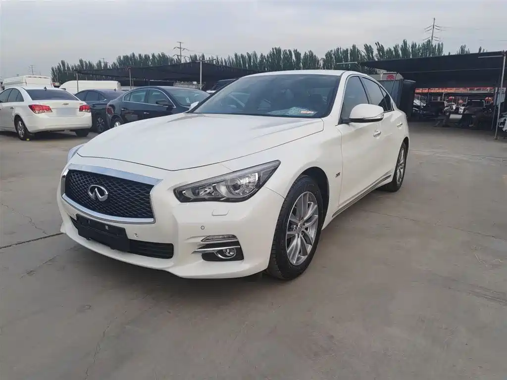 Infiniti Q50L 2017