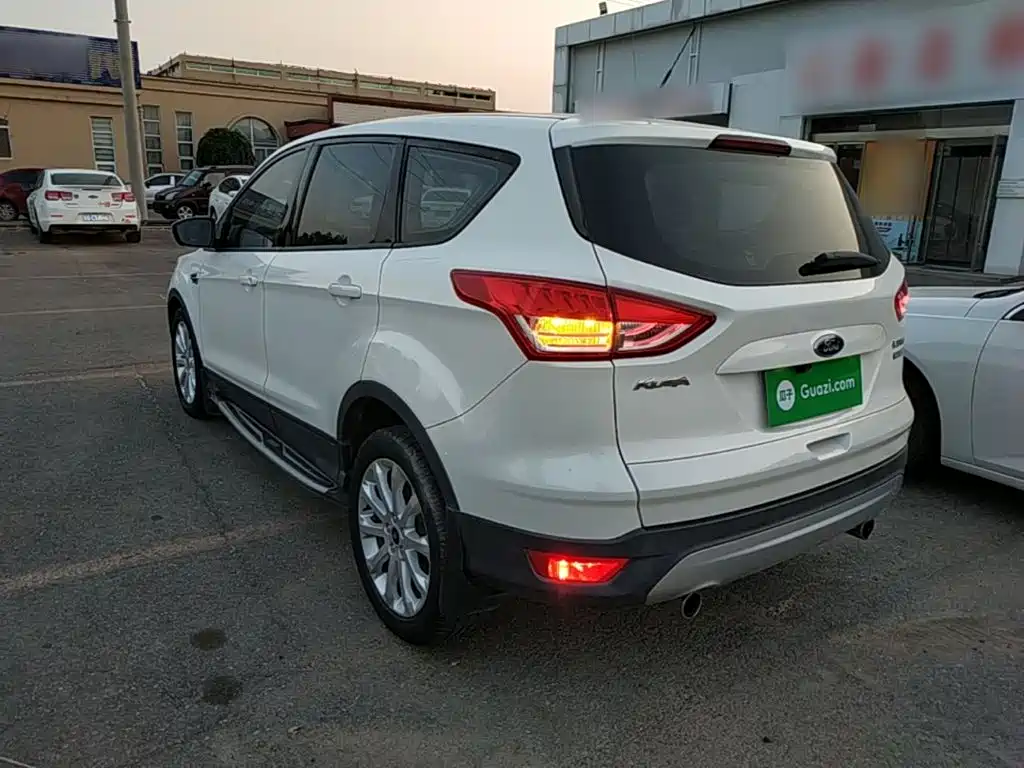 Ford Kuga — миниатюра 5