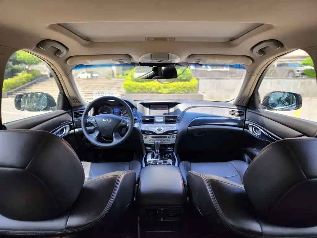 Infiniti Q70 — миниатюра 14
