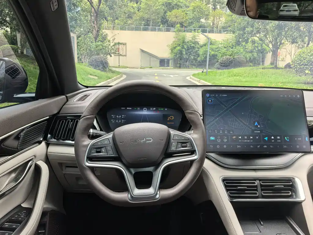 BYD PLUS New Energy — миниатюра 6