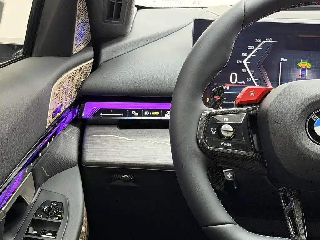 BMW 5 Series — миниатюра 10