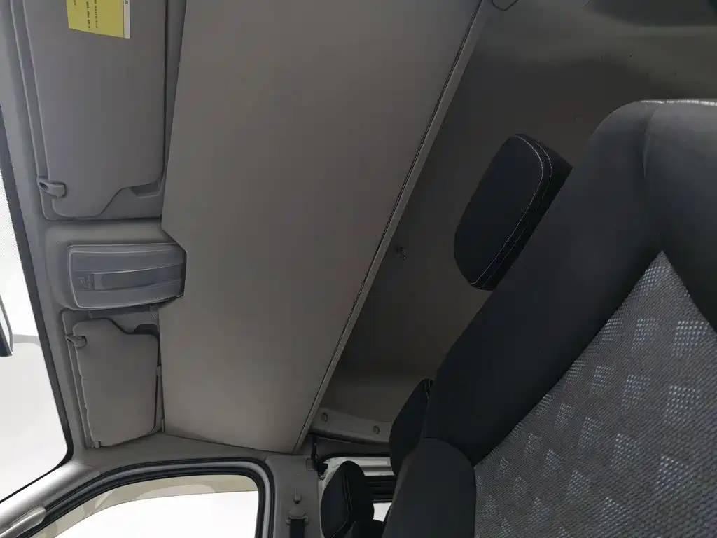 MAXUS V80 — миниатюра 14