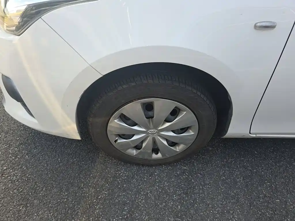 Toyota Yaris L — миниатюра 23