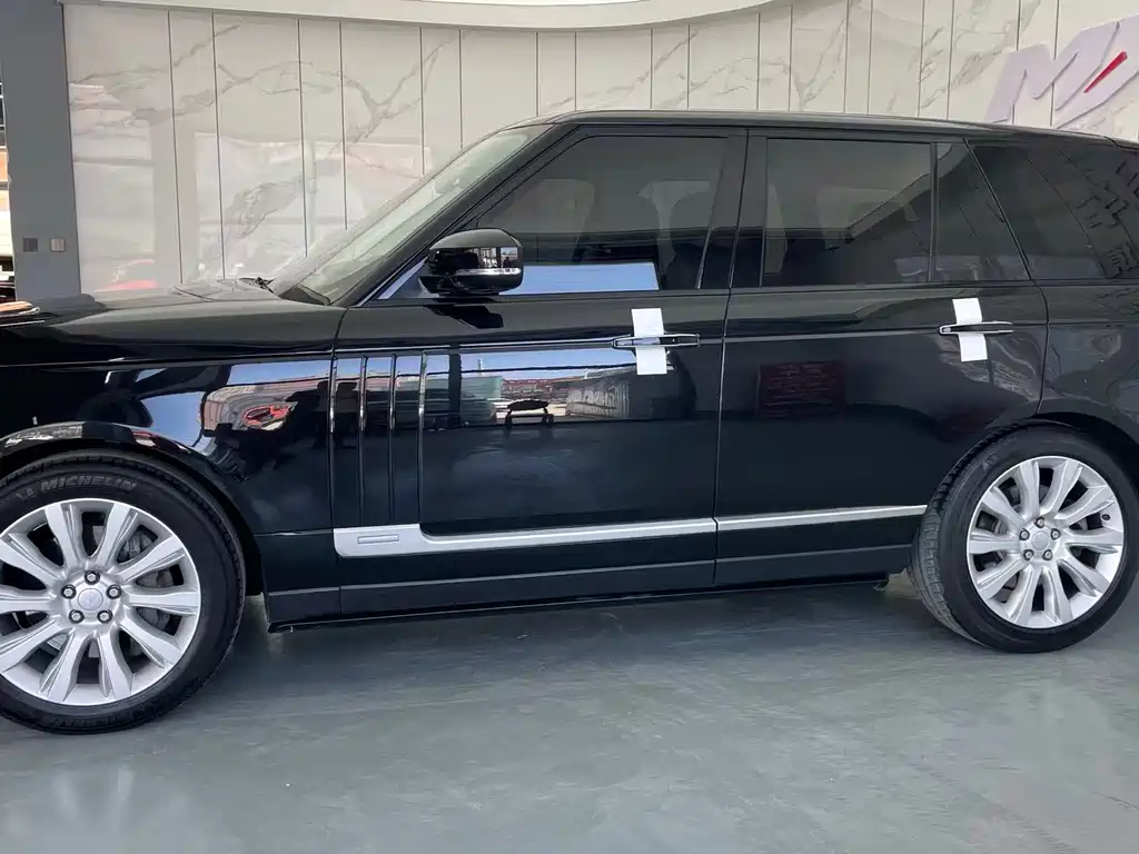 Land Rover Range Rover 2013 NA 5.0 V8 Vogue