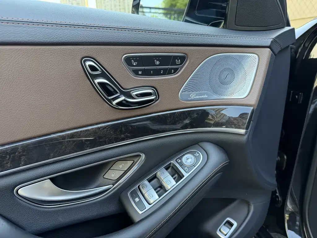 Mercedes-Benz S-Class — миниатюра 14