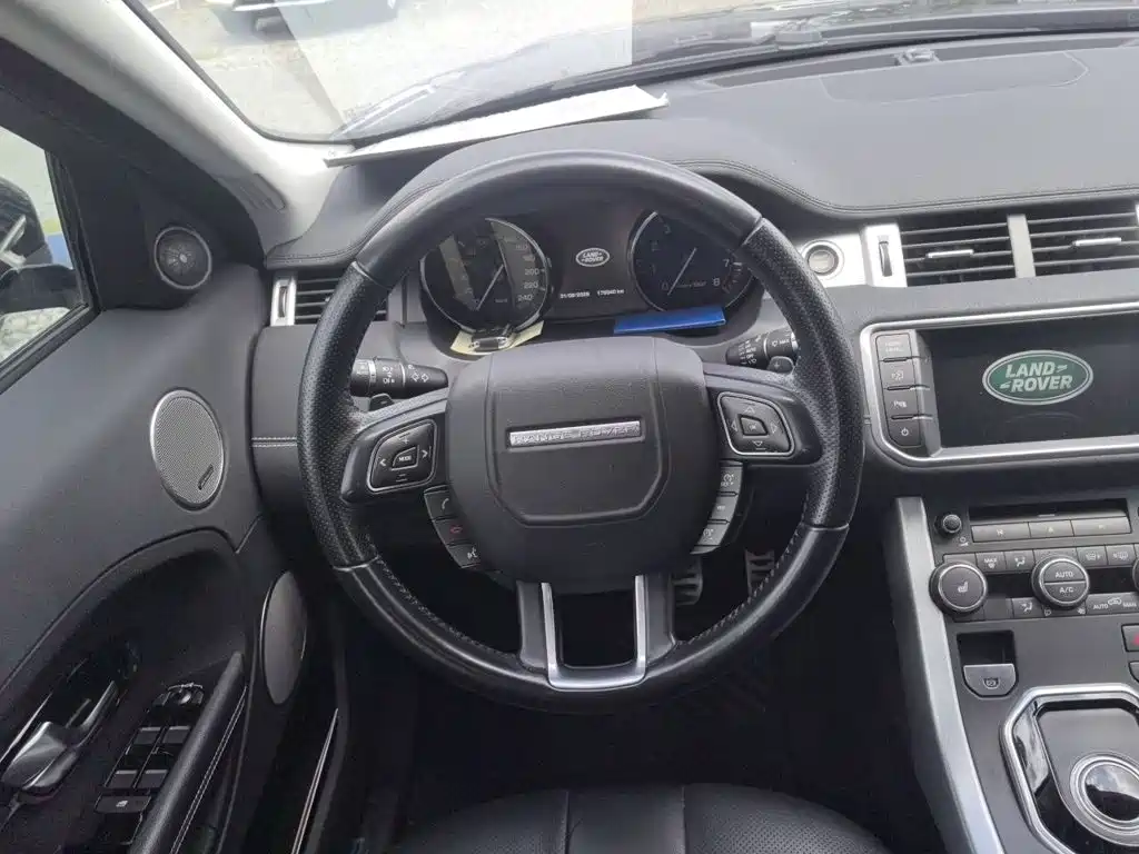 Land Rover Evoque (Import) — миниатюра 3