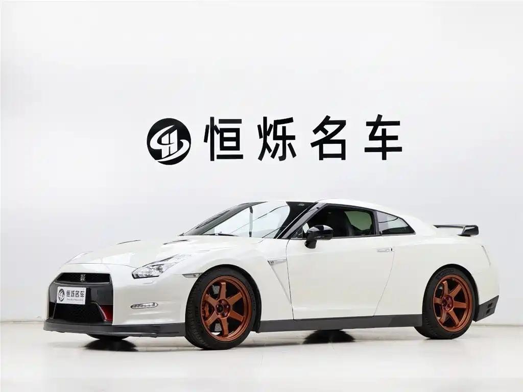 Nissan GT-R 2017