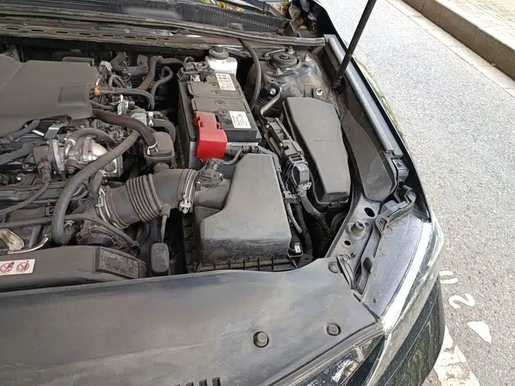 Toyota Camry — миниатюра 22