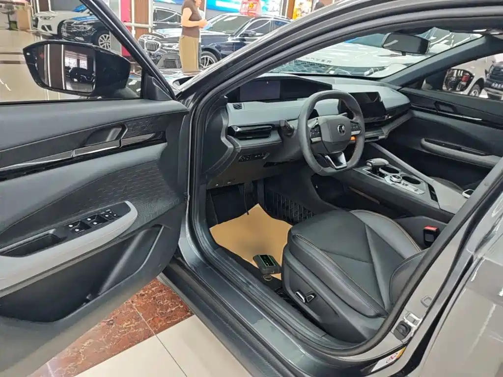 Changan UNI-V — миниатюра 16