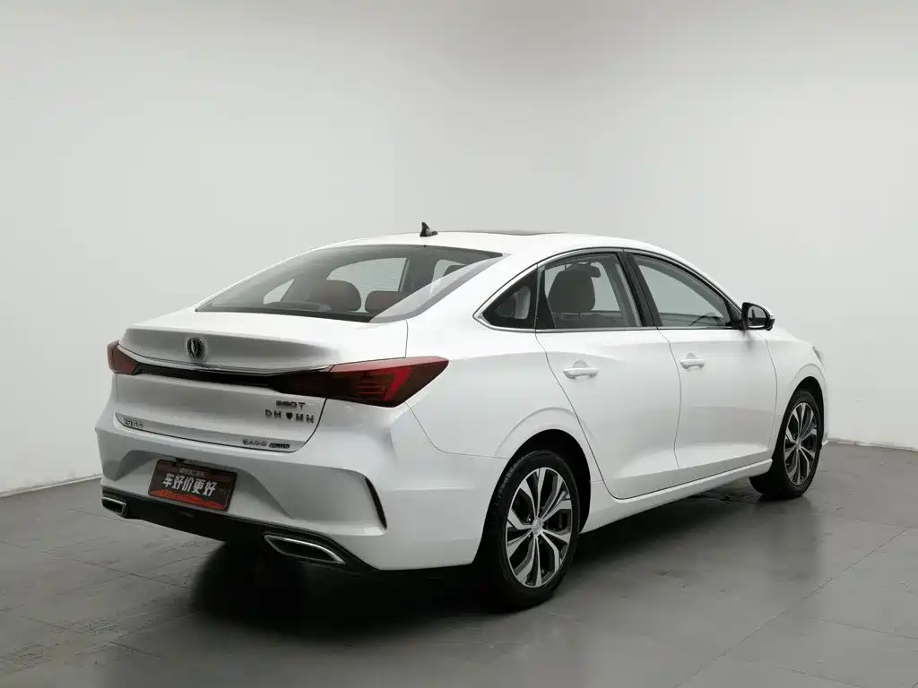 Changan Eado — миниатюра 2