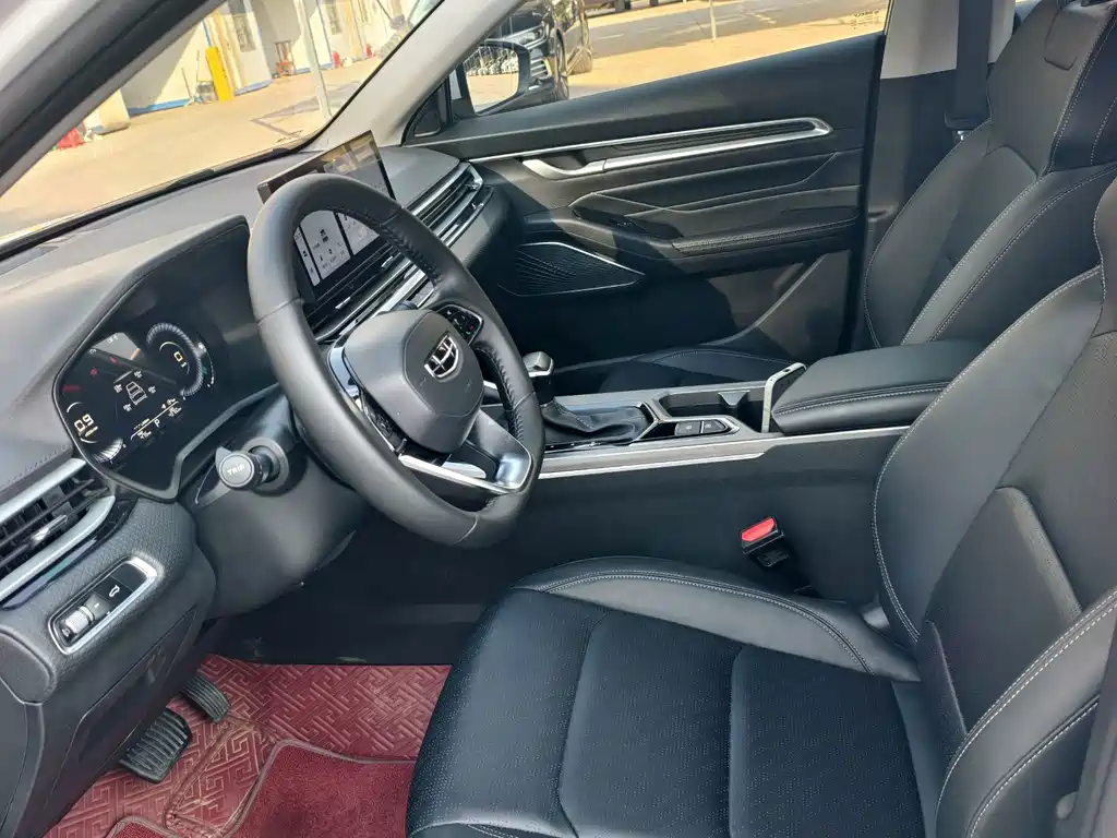 Geely Emgrand — миниатюра 14
