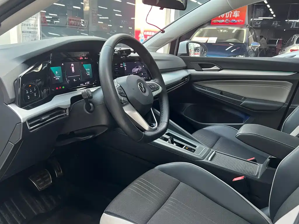 Volkswagen Golf — миниатюра 4