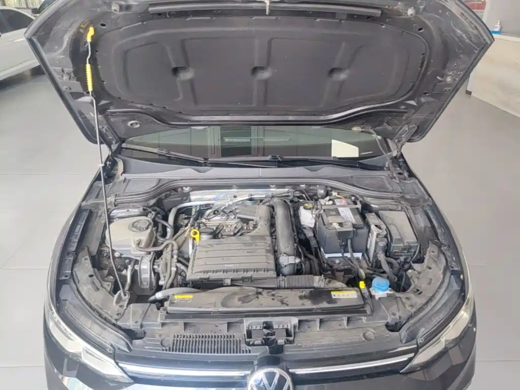 Volkswagen Golf — миниатюра 20