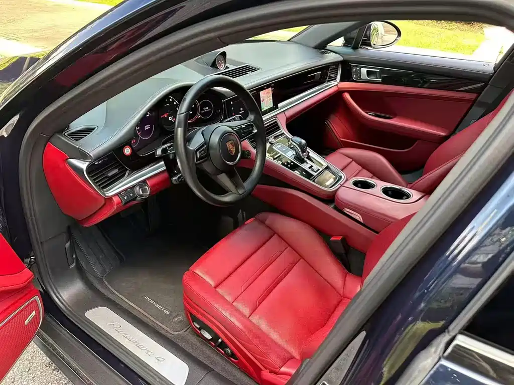 Porsche Panamera — миниатюра 2
