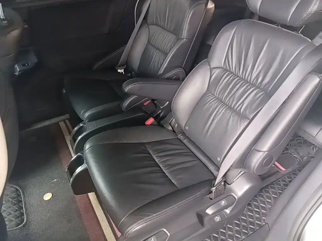 Honda Odyssey — миниатюра 17