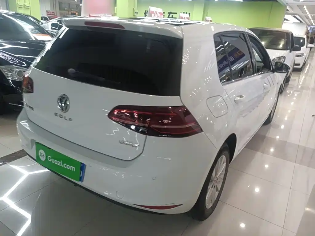 Volkswagen Golf — миниатюра 7