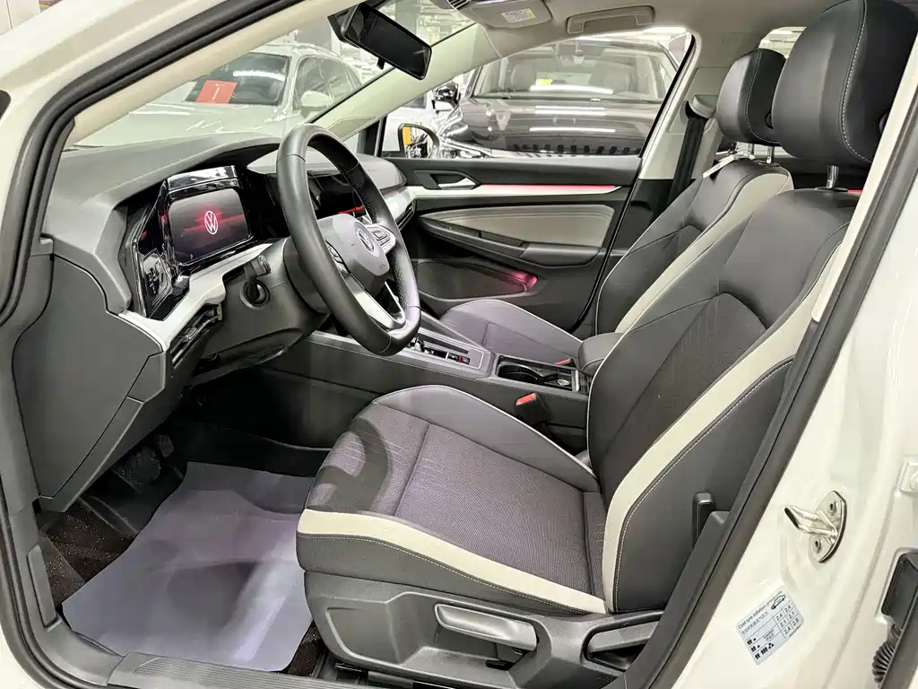 Volkswagen Golf — миниатюра 8