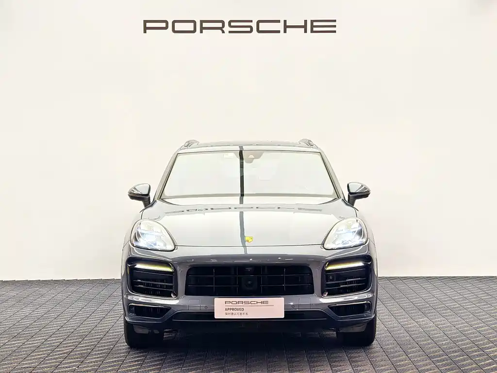 Porsche Cayenne — миниатюра 10
