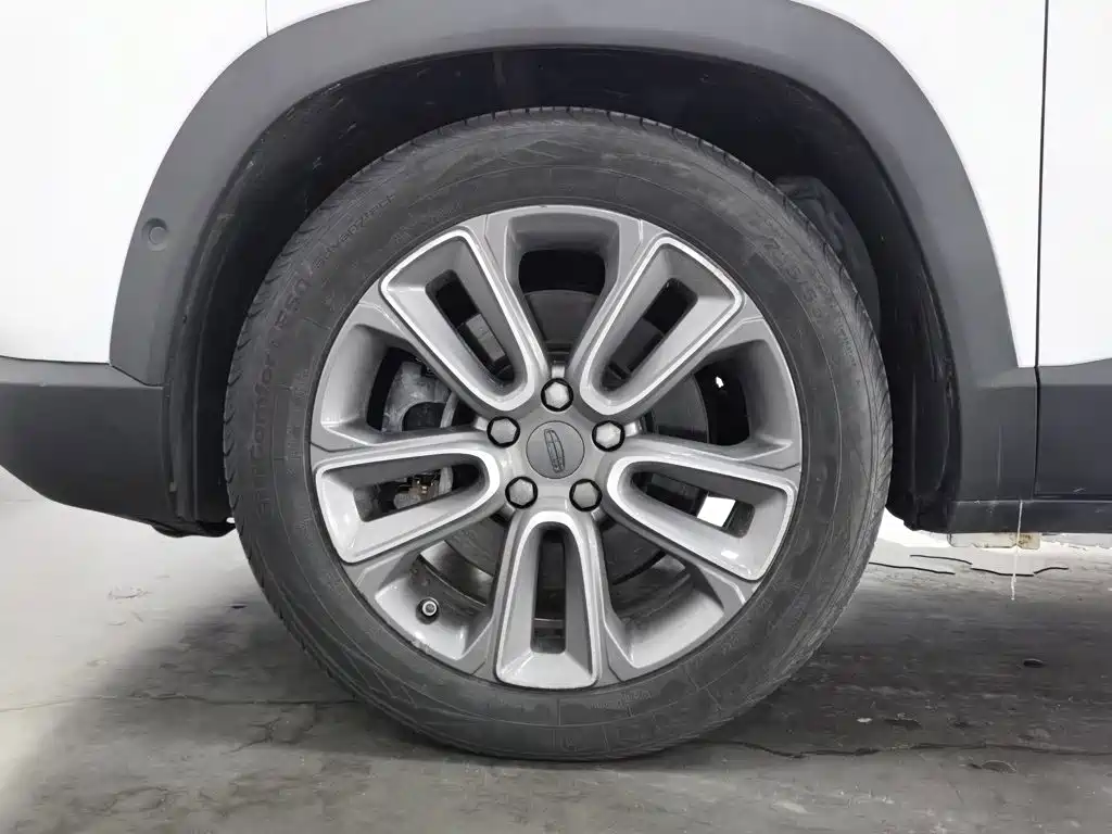 Geely Icon — миниатюра 17