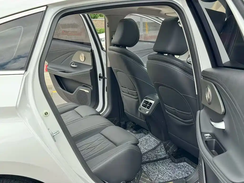 Chery Arrizo 8 — миниатюра 6