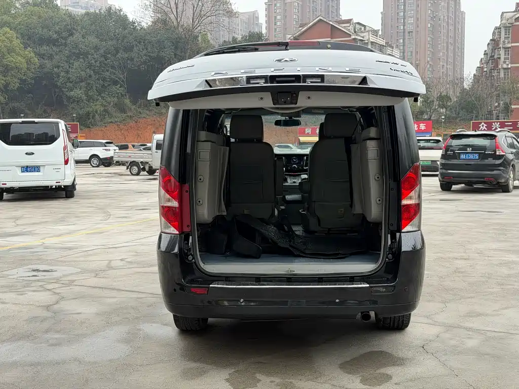 JIANGQI GROUP RUIFENG M5