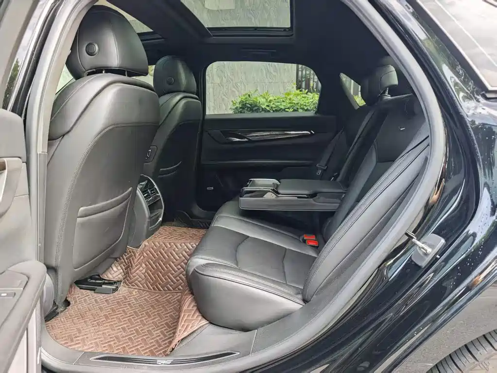 Cadillac CT6 — миниатюра 6
