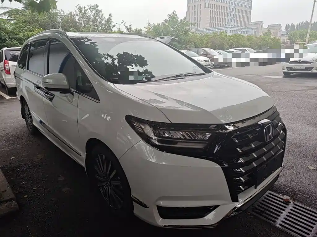 Honda Elysion — миниатюра 4