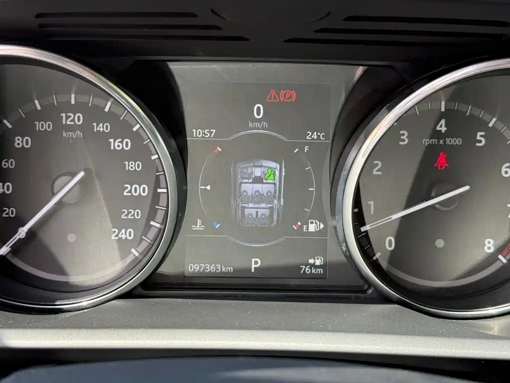 Land Rover Discovery — миниатюра 8