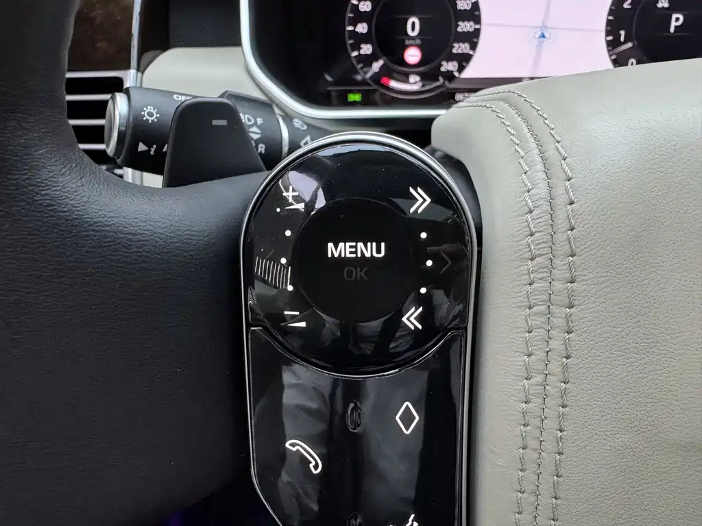 Land Rover Range Rover — миниатюра 22