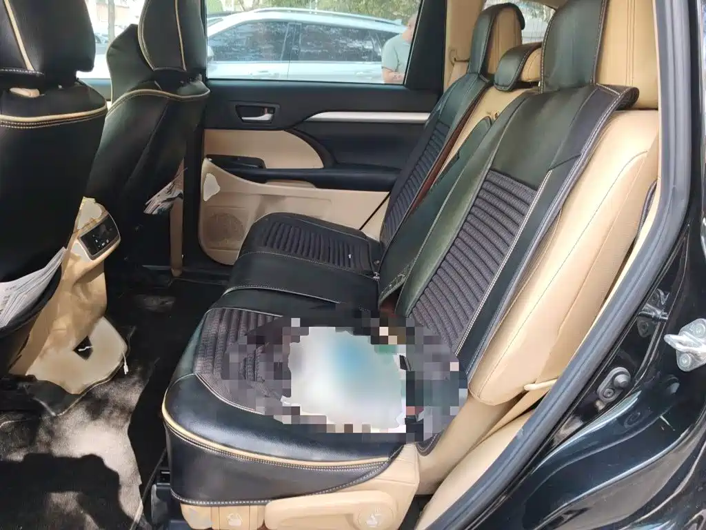 Toyota Highlander — миниатюра 15