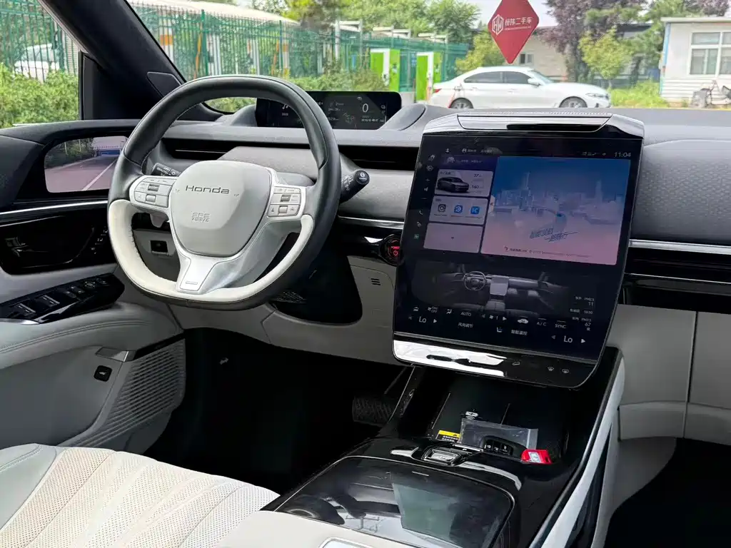 Honda Hiroyo Honda P7 — миниатюра 17