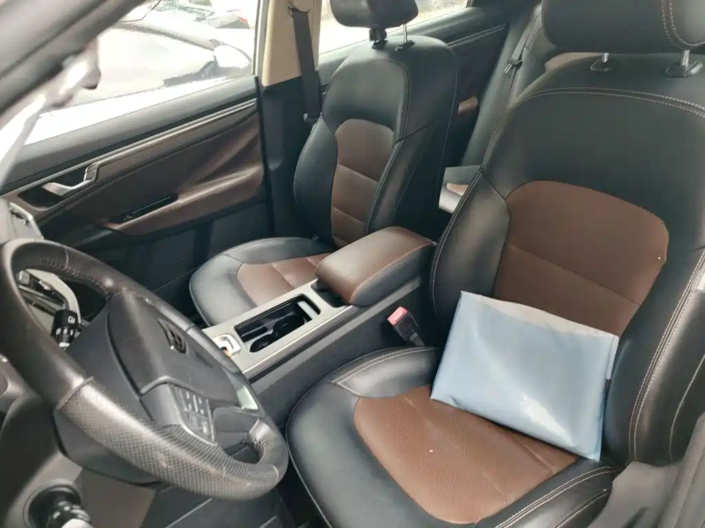 Geely Emgrand GS — миниатюра 17