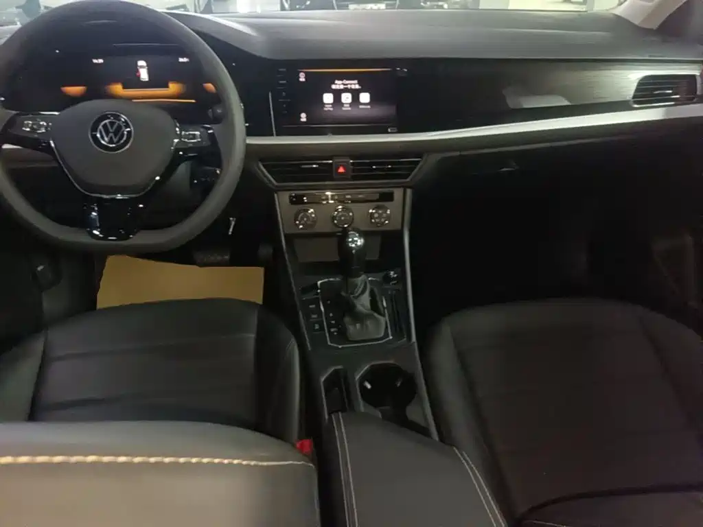 Volkswagen Lavida — миниатюра 10
