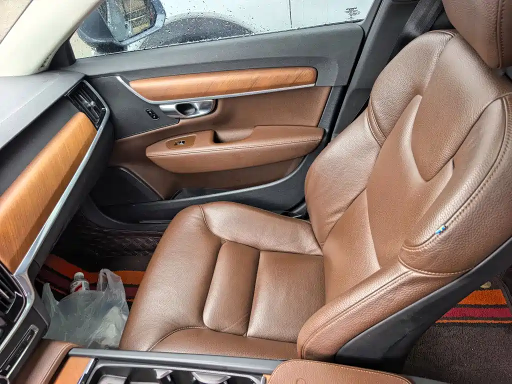 Volvo S90 — миниатюра 11