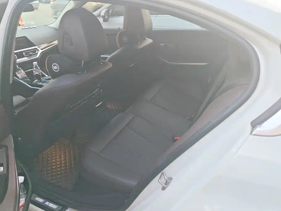 BMW 3 Series — миниатюра 11