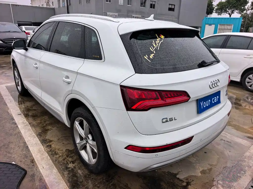 Audi Q5L — миниатюра 4
