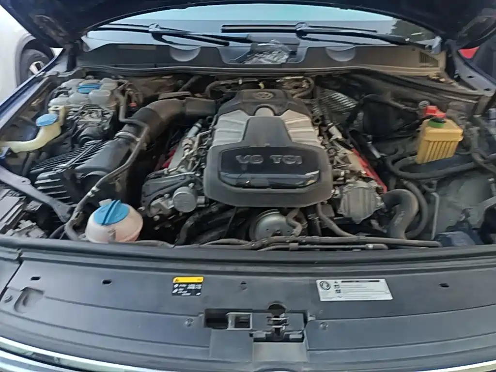 Volkswagen Touareg — миниатюра 25