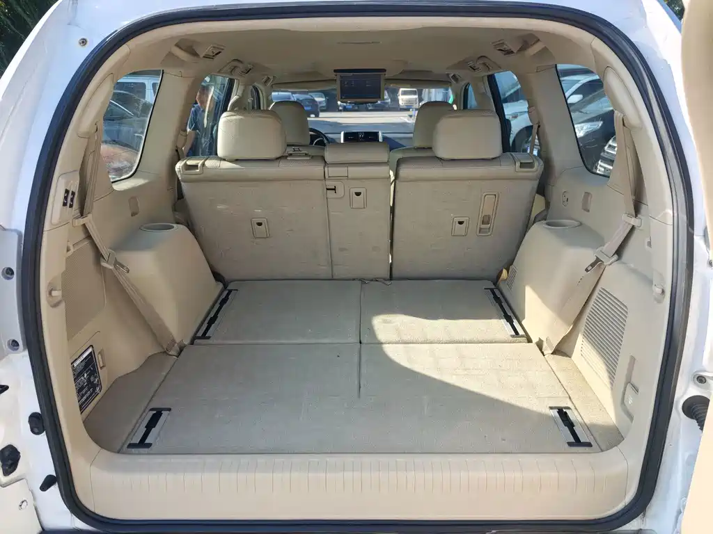 Toyota Prado — миниатюра 12