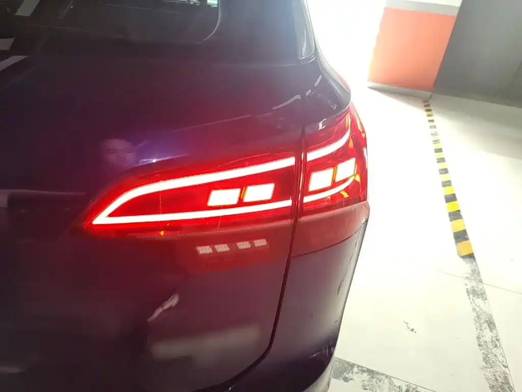 Volkswagen 探岳 GTE — миниатюра 8