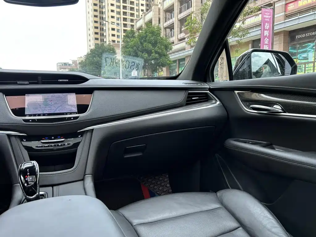 Cadillac XT5 — миниатюра 8