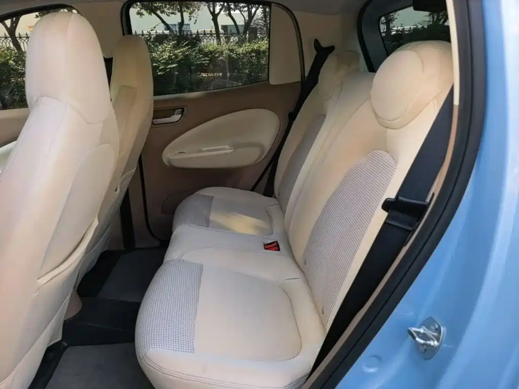 Wuling MINIEV — миниатюра 17