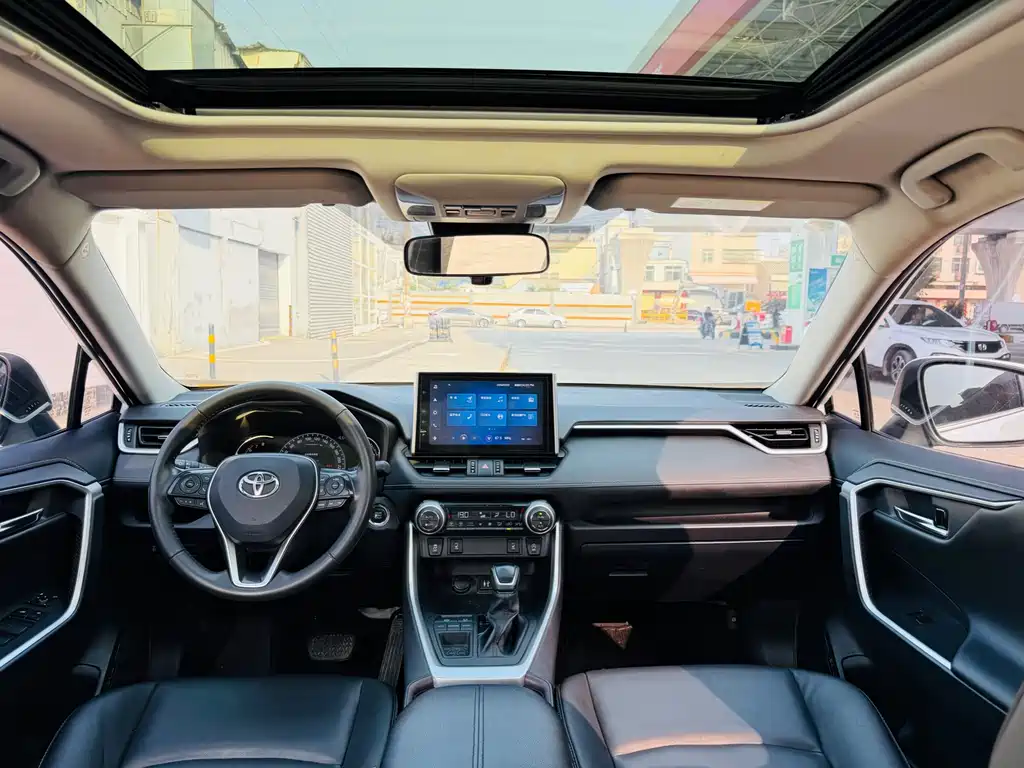 TOYOTA RAV4 RONGFANG