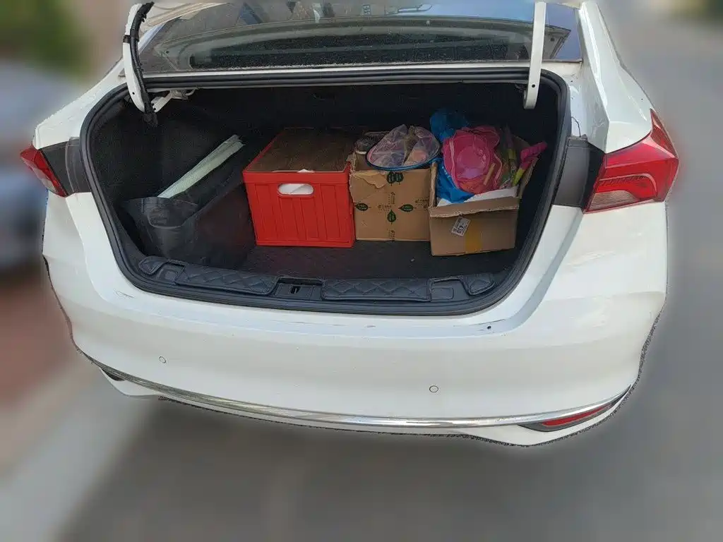 Buick Verano — миниатюра 10