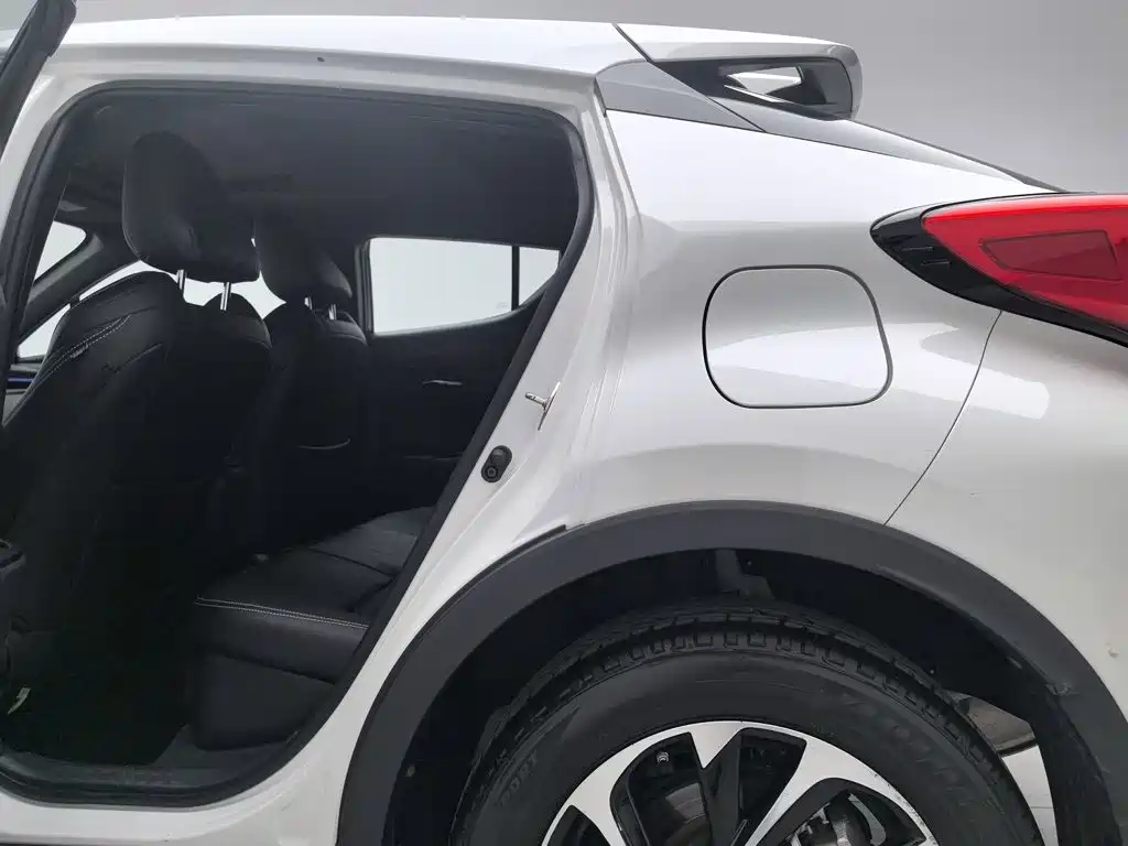 Toyota IZOA — миниатюра 15