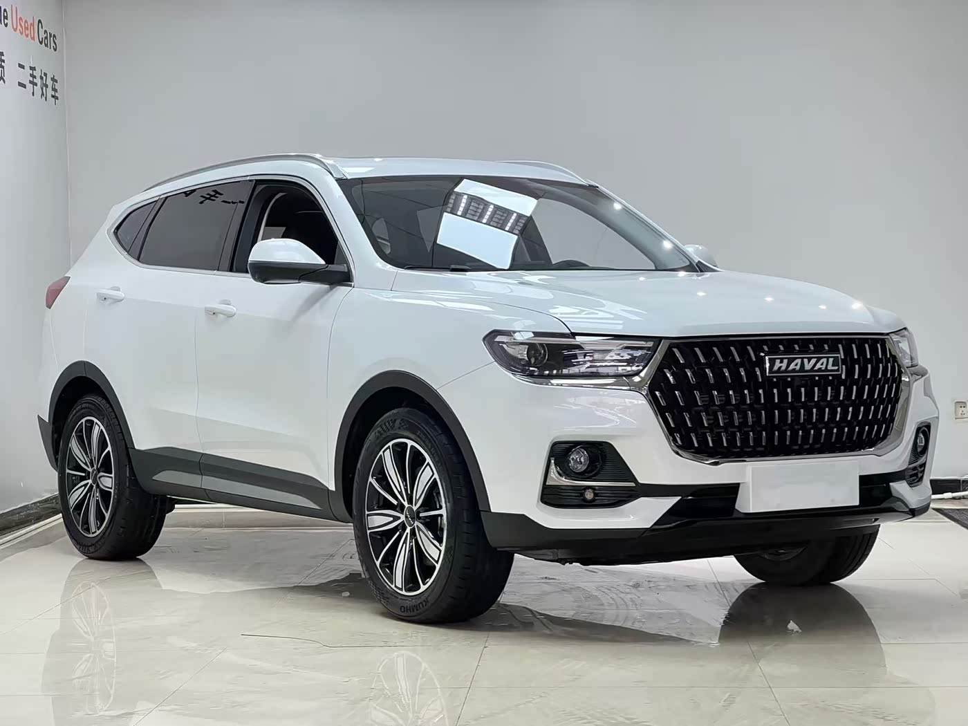 Haval Haval H6 1.5 л 2023 г. Белый, пробег 14000 км