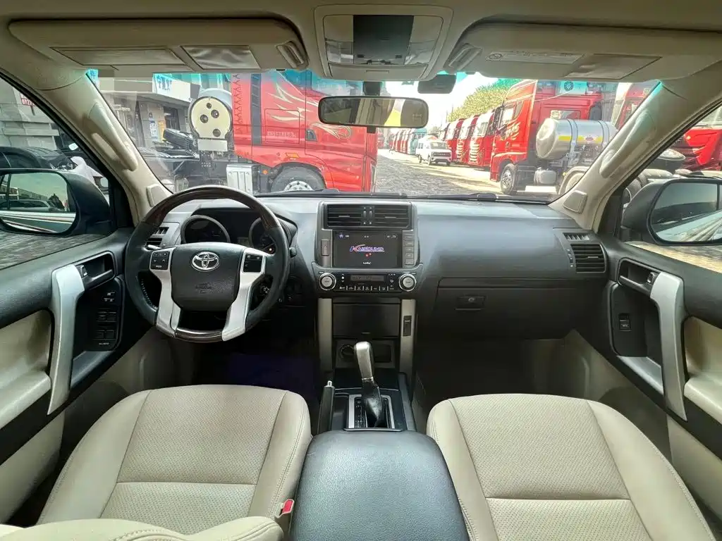 Toyota Prado (Import) — миниатюра 5